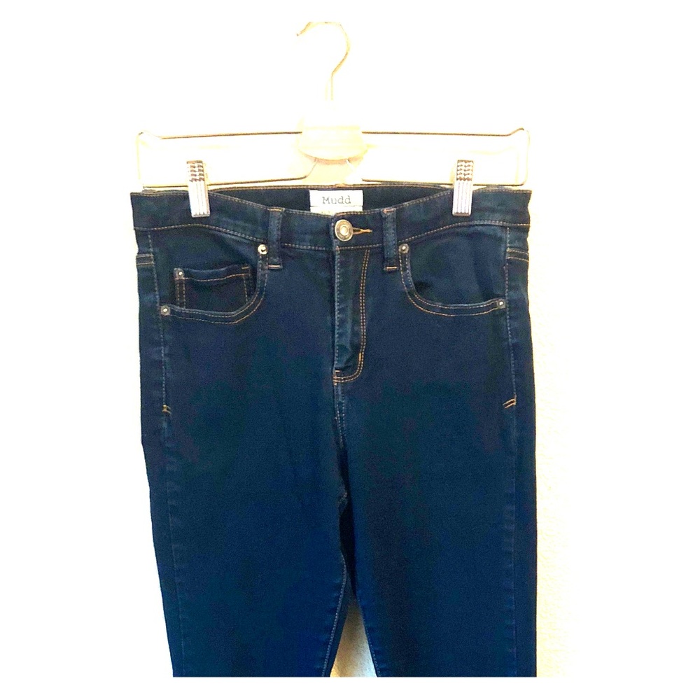 Mudd brand juniors dark blue jeggings!